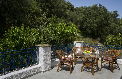 Loukerata Villa | Villa Aphrodite, Kouvalata, Lixouri, Kefalonia