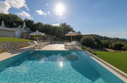 Agios Spyridon Corfu Villa | Villa Arete - Villa by the Sea with swimming pool on Corfu Island, Greece