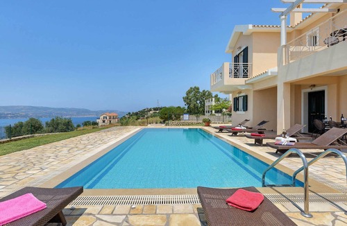Lassi Villa | Villa Argostoli Bay - Three Bedroom Villa, Sleeps 7