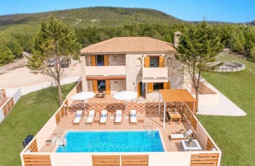 Agia Marina Villa | Villa Artemisia by Villa Plus