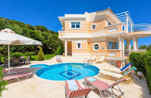Agia Triada Villa | Villa Asimenia - Five Bedroom Villa, Sleeps 12