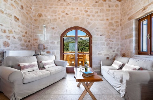 Melidoni Villa | Villa Asteria, Melidoni, Chania, Crete, Solid Stone Villa, private swimming pool
