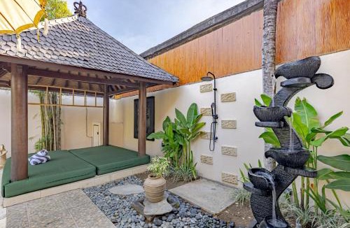 Sunset Road Villa | Villa Asyik, Bidadari Seminyak