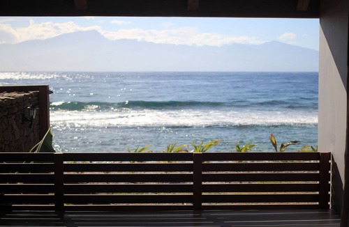 Temae Villa | VILLA ATAU SEASIDE MOOREA LODGE