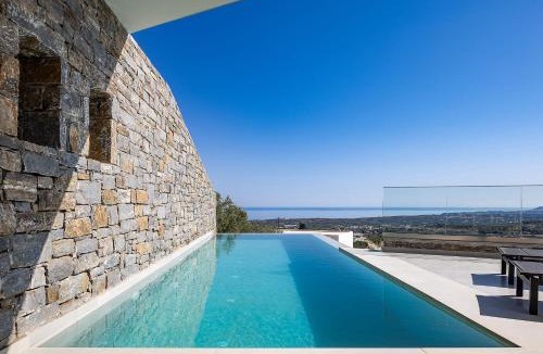 Agia Triada Villa | Villa Avgi with private pool and sea view