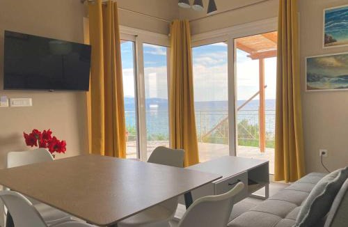 Lourdata House | Villa Banana
