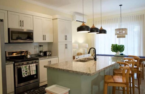 Playa Chiquita Villa | Villa Blue Serenity