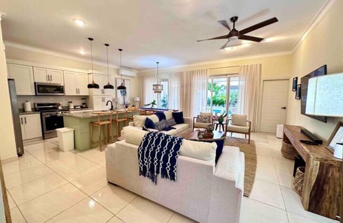 Playa Chiquita Villa | Villa Blue Serenity