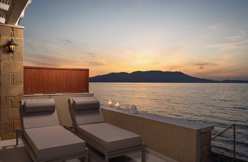 Nopigia House | Villa by the sea Votsalo,Beachfront ,10 metres from the sea