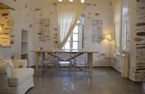Lefkes Villa | Villa Byzantino