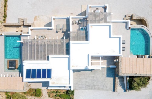 Psarou Villa | Villa Camelia - 3BR - 2 Pools - 2 Jacuzzis - Sea View - Psarou Beach (Nammos)