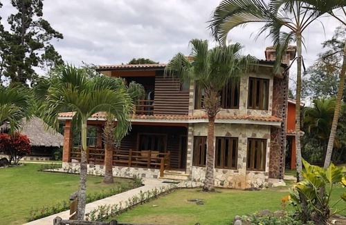Jarabacoa Villa | Villa Cereza Jarabacoa RD Rancho Las Guazaras DR