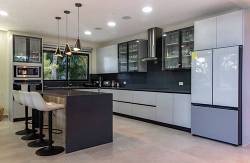 Bavaro Villa | Villa Cheryl: NEW modern luxe villa w/pool, gym, movie room & BBQ