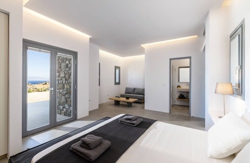 Plintri Villa | Villa Chi - Ten Bedroom Villa, Sleeps 24