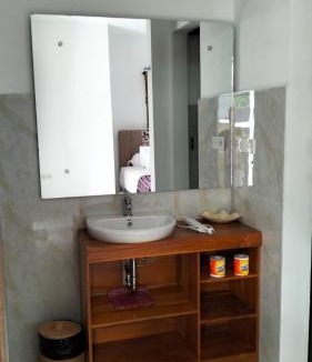 Senggigi House | Villa Collard
