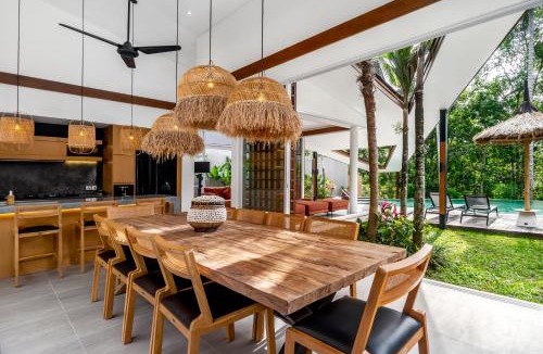 Pejeng Kawan Villa | Villa Crazy Roof by BaliSuperHost