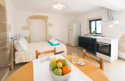 Patima Villa | Villa Cretan View with Heated Swimming Pool