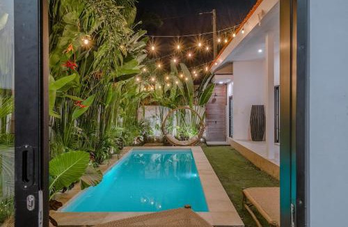Pererenan Villa | Villa DAN - Tropical & Modern 3BR Villa - Central Canggu Beach