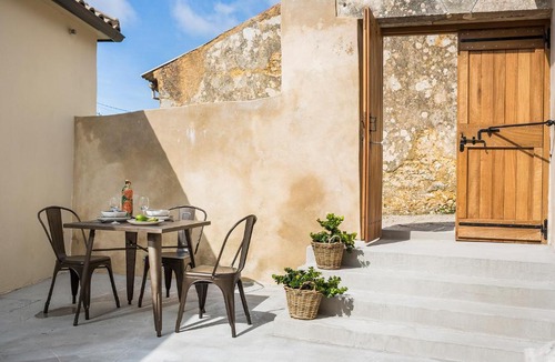Faraklata Villa | Villa Daniela - Saint Nikolas Retreat