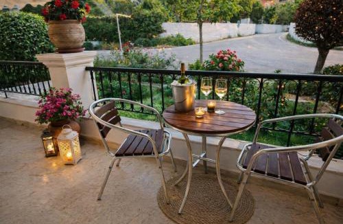 Vatos Apartment | Villa Deza