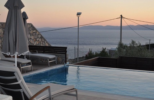 Pefkos Villa | Villa Edith Pefkos / Lindos