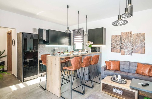Monopari Villa | Villa Eleonas - Three Bedroom Villa, Sleeps 7
