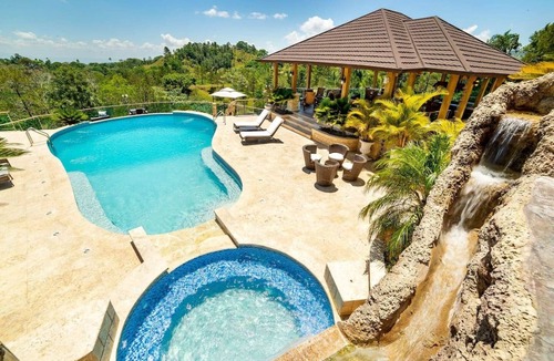 La Vega Province Villa | Villa Eli Jarabacoa ¡Chef Included! 20+ Guests