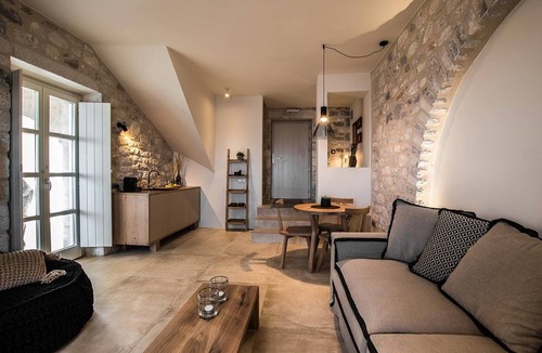 Areopoli Villa | Villa Elyraen, Divine Sea Views, Private Hot Tub, Furnished Terrace, Shared.
