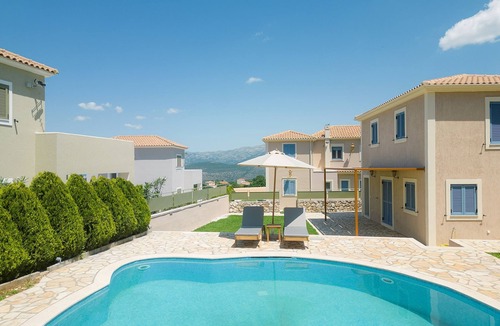 Menegata Villa | Villa Emelia with shared pool