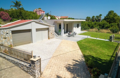 Koulkouthiana Villa | Villa Emily