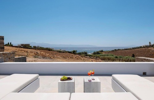 Piso Livadi Villa | Villa Ena - Beach getaway