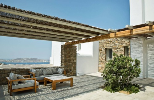 Tourlos Villa | Villa Enaena - Four Bedroom Villa, Sleeps 8