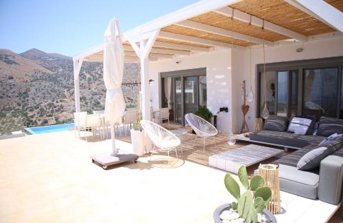 Elounda Villa | Villa Estée, luxury villa with private infinity pool and jacuzzi