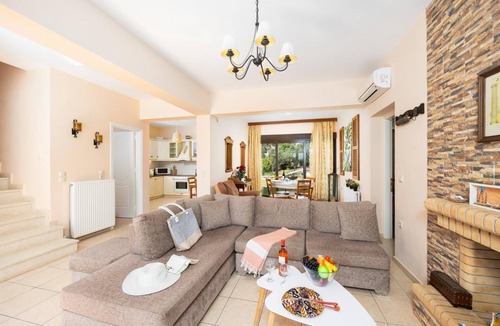 Sarlata Villa | Villa Eufrosini - Three Bedroom Villa, Sleeps 7