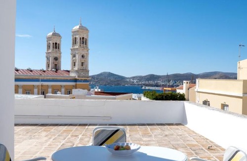 Ermoupoli Apartment | Villa Eugenia