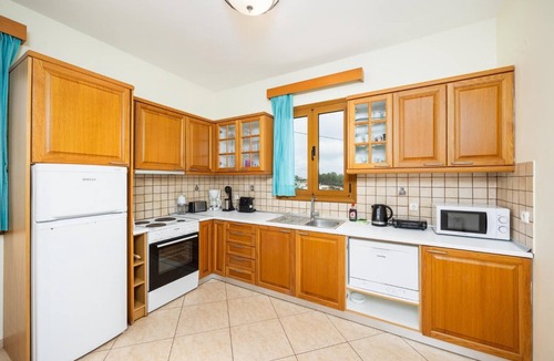 Roussospiti Villa | Villa Evan - Two Bedroom Villa, Sleeps 5