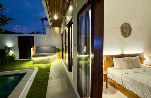 Munggu Villa | Villa Flora - Seseh area
