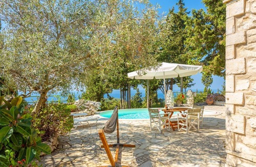 Vlachopoulatika Villa | Villa Gallini Large Private Pool Walk to Beach Sea Views A C Wifi - 979