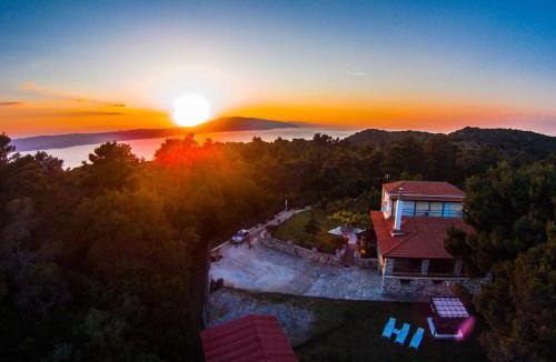 Skiathos Villa | VILLA GEM