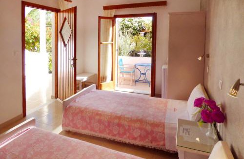 Perivolos Hotel | Villa Georgia