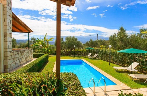 Katochori Villa | Villa Giannis - Three Bedroom Villa, Sleeps 6