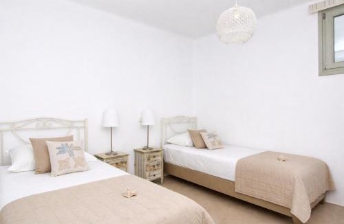 Naxos Villa | Villa Glyfada, 100m From the Beach