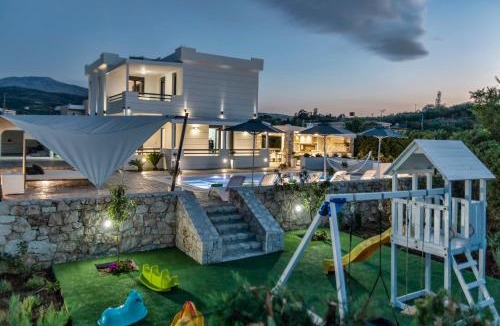 Misiria Villa | Villa Green Diamond - Private Heated Pool