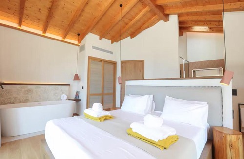 Agios Gordios Villa | Villa Gus