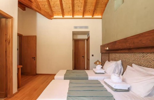 Agios Gordios Villa | Villa Gus
