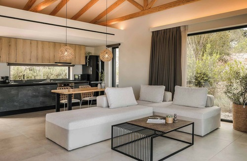 Antipata Villa | Villa Haba - One Bedroom Villa, Sleeps 2