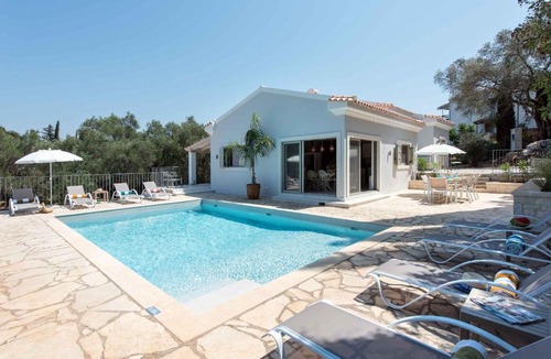 Kassiopi Villa | Villa Helonaki