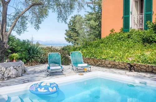 Katouna Villa | Villa Hodos - Two Bedroom Villa, Sleeps 5