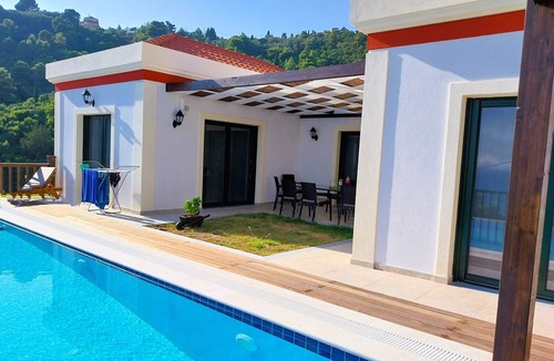 Glyfada Villa | Villa Horion