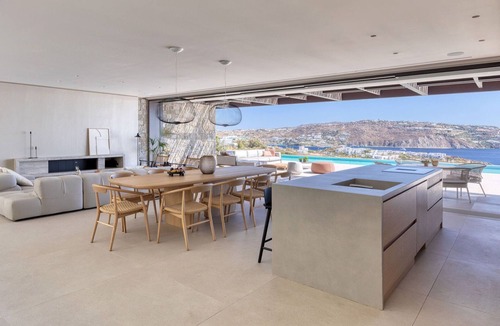 Mykonos Town Villa | Villa in Mykonos with 5 bedrooms sleeps 10